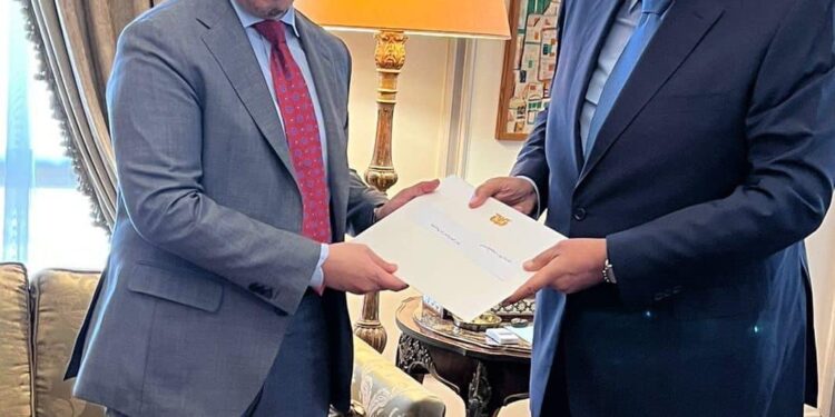 Message d’ Al-Sissi au chef du Conseil présidentiel yéménite 2 - Le Progrès Egyptien Message d’ Al-Sissi au chef du Conseil présidentiel yéménite 1 - Le Progrès Egyptien