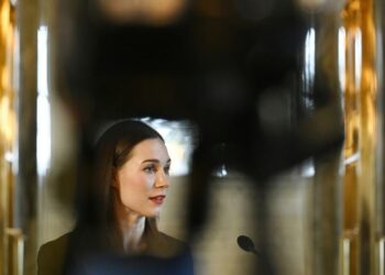 Finlande : Sanna Marin se met en retrait