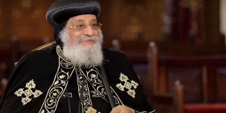 Abbassiya : Le Pape Tawadros II conduit la messe du Vendredi Saint 2 - Le Progrès Egyptien Abbassiya : Le Pape Tawadros II conduit la messe du Vendredi Saint 1 - Le Progrès Egyptien