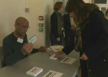 Stop ou encore ? Les Parisiens ont voté sur les trottinettes