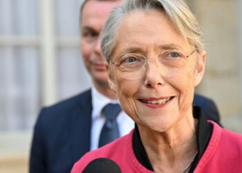 Retraites : Borne appelle à respecter “une période de convalescence”