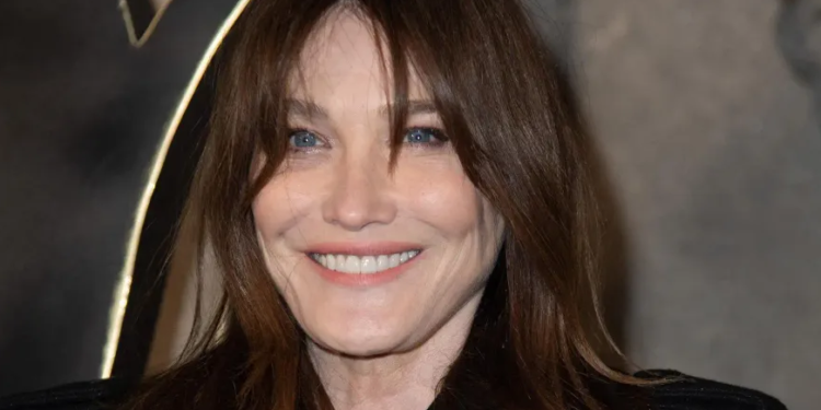 Carla Bruni fière de son fils Aurélien 2 - Le Progrès Egyptien Carla Bruni fière de son fils Aurélien 1 - Le Progrès Egyptien