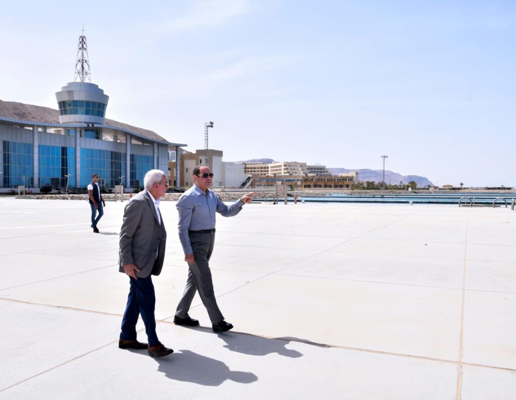 Le Président Al-Sissi dans une tournée d’inspection à la ville d’Al-Galala 6 - Le Progrès Egyptien Le Président Al-Sissi dans une tournée d’inspection à la ville d’Al-Galala 5 - Le Progrès Egyptien