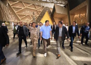 Le ministre du Tourisme inspecte le GME