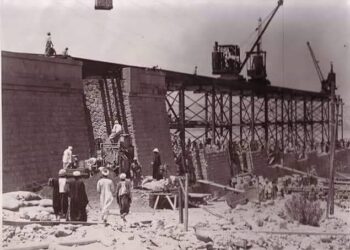 Le barrage d’Assouan, le plus grand réservoir à l’époque