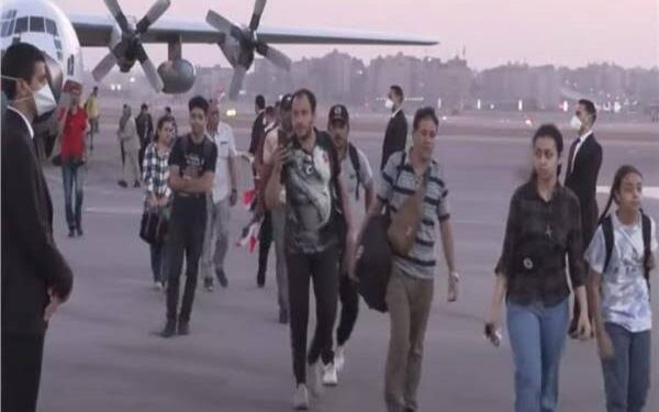 L'Etat oeuvre à rapatrier tous les Égyptiens au Soudan 2 - Le Progrès Egyptien L'Etat oeuvre à rapatrier tous les Égyptiens au Soudan 1 - Le Progrès Egyptien