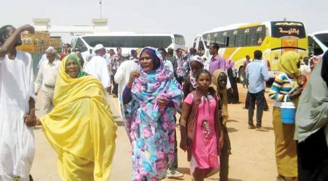 10 194 personnes rapatriées du Soudan 2 - Le Progrès Egyptien 10 194 personnes rapatriées du Soudan 1 - Le Progrès Egyptien