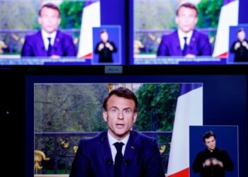 France : Macron se donne 100 jours pour relancer son quinquennat
