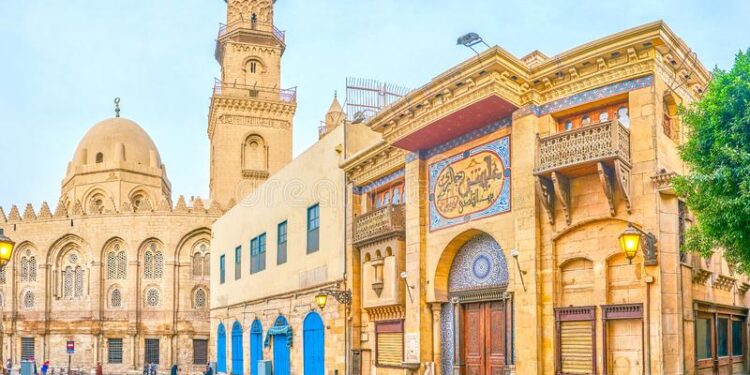 Al-Moez Ledine Illah … un joyau d’architecture médiévale 2 - Le Progrès Egyptien Al-Moez Ledine Illah … un joyau d’architecture médiévale 1 - Le Progrès Egyptien