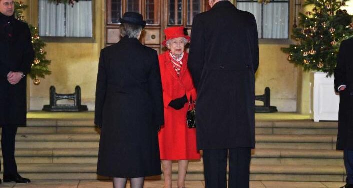 Charles III : son hommage rendu à la reine Elizabeth II aux côtés du prince William 1 - Le Progrès Egyptien