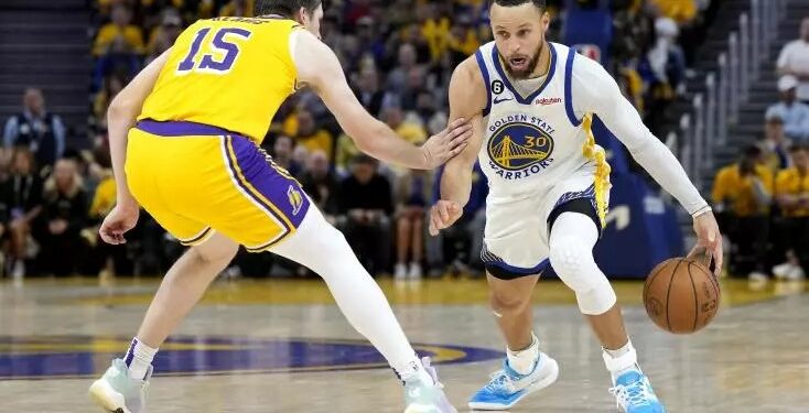 NBA : Les Warriors restent en vie 1 - Le Progrès Egyptien