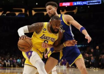 NBA: les Lakers éjectent les Warriors, le Heat en finale à l’Est