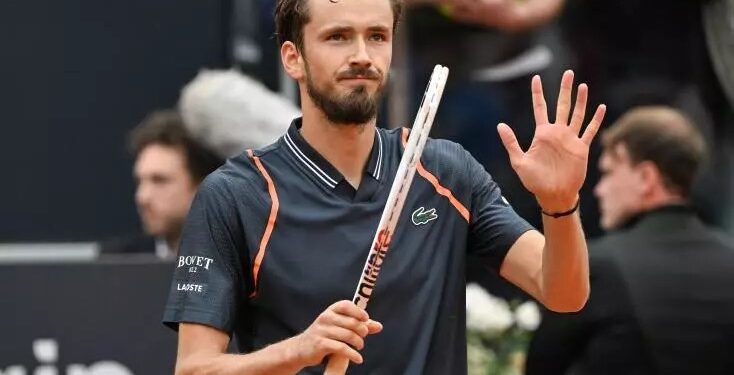 Masters 1000 de Rome : Medvedev en demi-finale contre Tsitsipas 2 - Le Progrès Egyptien Masters 1000 de Rome : Medvedev en demi-finale contre Tsitsipas 1 - Le Progrès Egyptien
