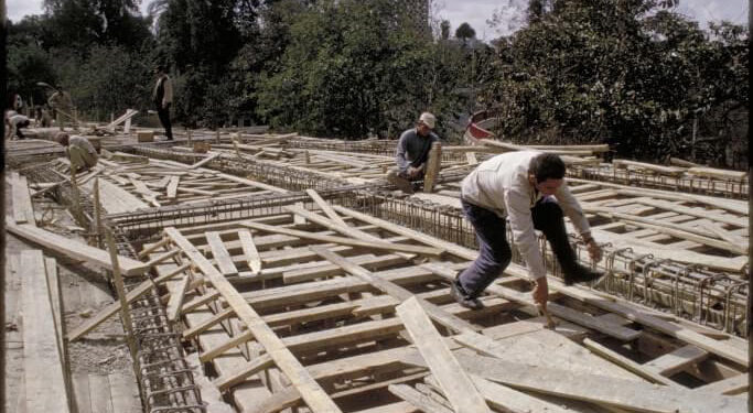 Le pont 6 Octobre, l’épine dorsale des réseaux routiers dans les années 80 1 - Le Progrès Egyptien