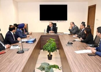 Efforts pour implanter l’industrie automobile