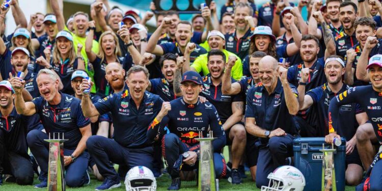 F1 : Verstappen traumatise Hamilton 2 - Le Progrès Egyptien F1 : Verstappen traumatise Hamilton 1 - Le Progrès Egyptien