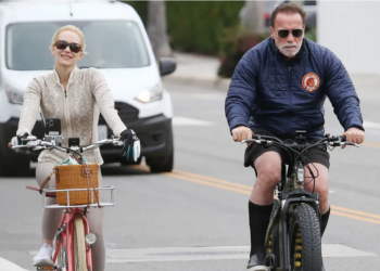 Arnold Schwarzenegger, balade à vélo matinale avec Heather Milligan