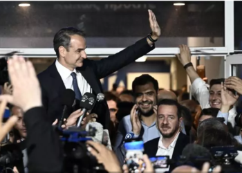 Elections en Grèce : La droite de Mitsotakis largement victorieuse