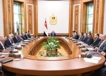 Al-Sissi préside la première réunion du Conseil Suprême d’investissements