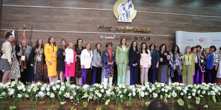 "Les filles du Nil",des femmes égyptiennes qui ont su changer leur monde 2 - Le Progrès Egyptien "Les filles du Nil",des femmes égyptiennes qui ont su changer leur monde 1 - Le Progrès Egyptien