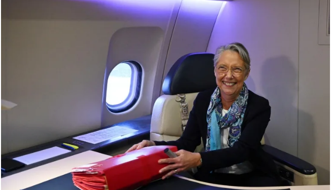 France : Borne en visite à La Réunion 2 - Le Progrès Egyptien France : Borne en visite à La Réunion 1 - Le Progrès Egyptien