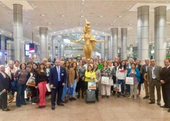 La délégation du Club international grec des femmes passe un congé dans les villes égyptiennes