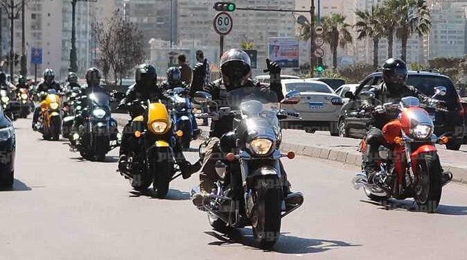 Un voyage à moto pour l'amour de l'Egypte 2 - Le Progrès Egyptien Un voyage à moto pour l'amour de l'Egypte 1 - Le Progrès Egyptien