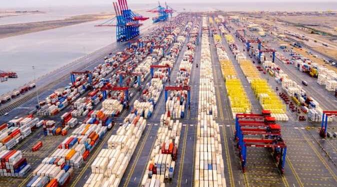 Port-Saïd : Des services flottants pour l’approvisionnement des navires 1 - Le Progrès Egyptien