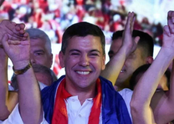 Paraguay : Le conservateur Santiago Peña élu