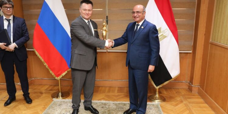 Egypte/Russie : Examen de la coopération judiciaire et technique 2 - Le Progrès Egyptien Egypte/Russie : Examen de la coopération judiciaire et technique 1 - Le Progrès Egyptien