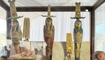 Découverte des deux plus grands ateliers de momification, à Saqqarah