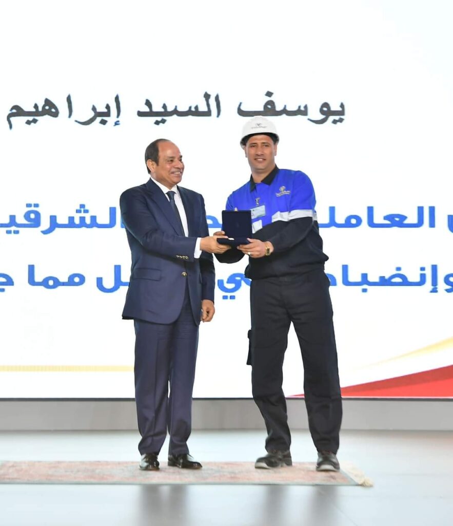 Le Président célèbre la fête du Travail (Photos) 10 - Le Progrès Egyptien Le Président célèbre la fête du Travail (Photos) 9 - Le Progrès Egyptien