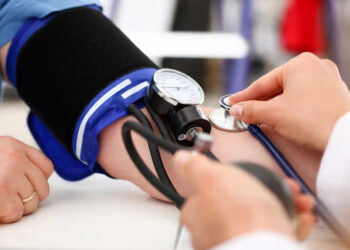 Hypertension : Une chirurgie pour remplacer les médicaments?