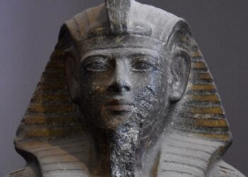 Restauration de la nécropole de Marina El-Alamein 