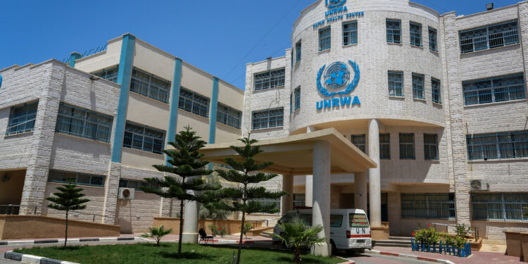 La Conférence des donateurs pour l'UNRWA collecte 812 millions d'USD 2 - Le Progrès Egyptien La Conférence des donateurs pour l'UNRWA collecte 812 millions d'USD 1 - Le Progrès Egyptien