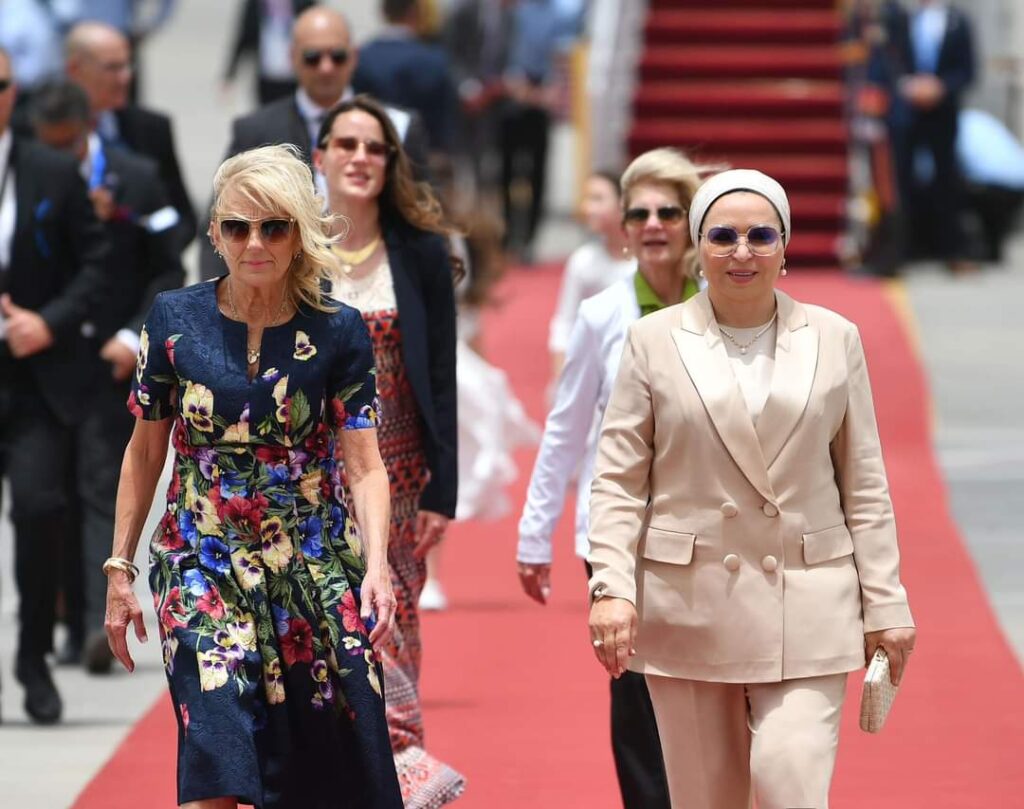 Al-Sissi et son épouse reçoivent Jill Biden (Photos) 8 - Le Progrès Egyptien Al-Sissi et son épouse reçoivent Jill Biden (Photos) 7 - Le Progrès Egyptien