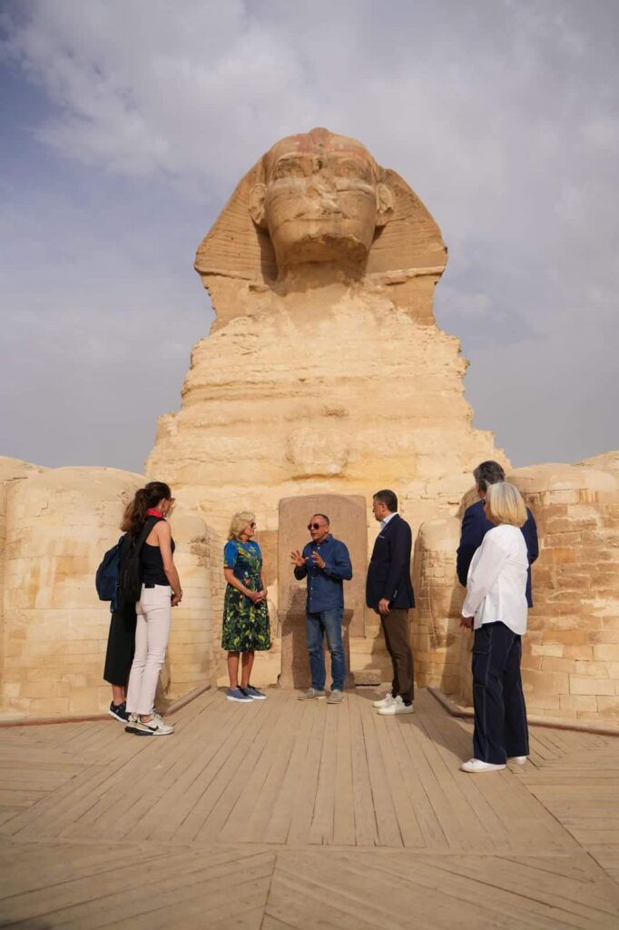 Jill Biden célèbre son anniversaire aux Pyramides 3 - Le Progrès Egyptien Jill Biden célèbre son anniversaire aux Pyramides 2 - Le Progrès Egyptien