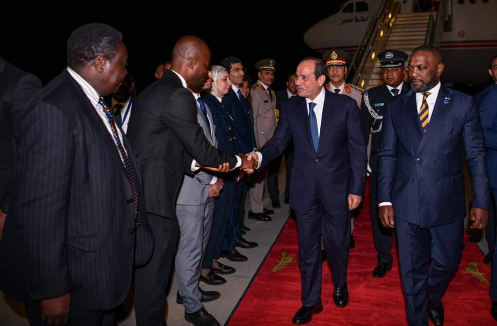 Al-Sissi arrive en Zambie (Photos) 6 - Le Progrès Egyptien Al-Sissi arrive en Zambie (Photos) 5 - Le Progrès Egyptien