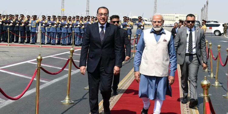 Madbouli : L'Egypte aspire à instaurer un lien stratégique avec l'Inde 2 - Le Progrès Egyptien Madbouli : L'Egypte aspire à instaurer un lien stratégique avec l'Inde 1 - Le Progrès Egyptien