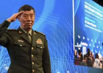 Jacques et Gabriella, prince et princesse en fête avec Charlène et Albert