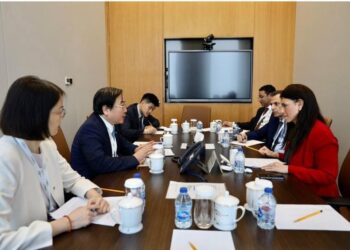 Projets de développement : Discussions avec la Banque d’import-export de Chine