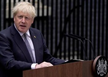 GB:  L’ex-Premier ministre Boris Johnson démissionne de son poste au Parlement