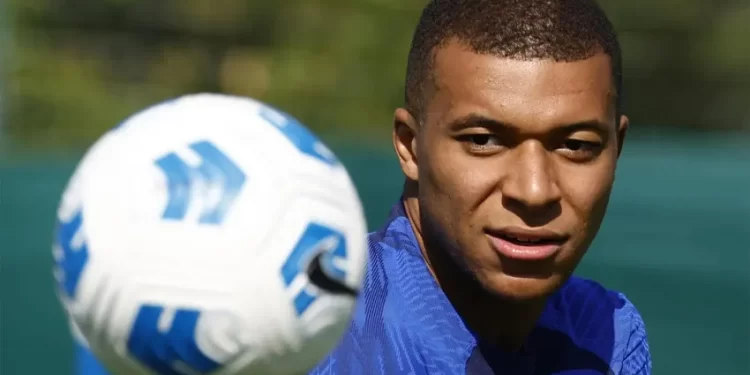 PSG : Mbappé confirme l’appel d’Emmanuel Macron 1 - Le Progrès Egyptien