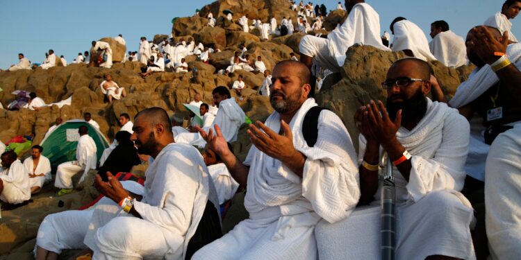 Hajj : Le Mont de la "Merci" en blanc 1 - Le Progrès Egyptien