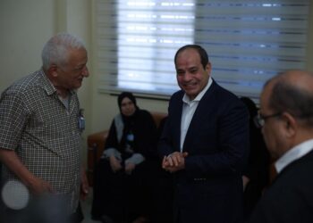Le Président Al-Sissi inspecte la maison de repos au village d’Al-Abaadiya