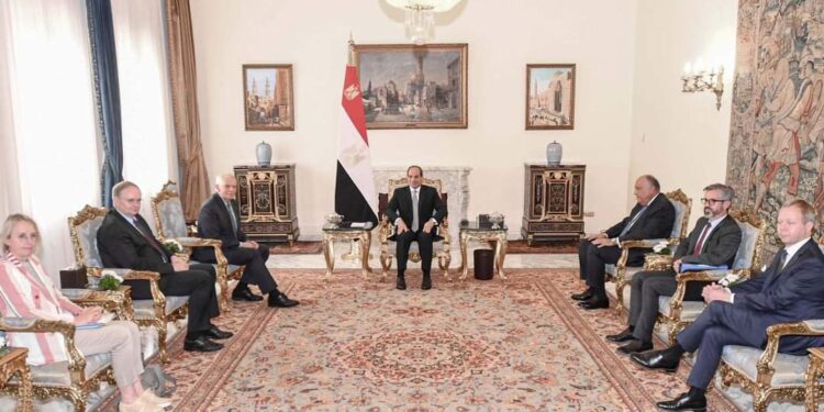 Al-Sissi affirme l'importance d'intensifier l'action internationale pour contenir les effets de la crise russo-ukrainienne 1 - Le Progrès Egyptien