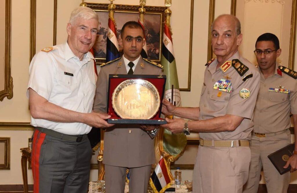 Le ministre de la Défense rencontre le chef du Comité militaire de l'Union européenne (Photos) 10 - Le Progrès Egyptien Le ministre de la Défense rencontre le chef du Comité militaire de l'Union européenne (Photos) 9 - Le Progrès Egyptien
