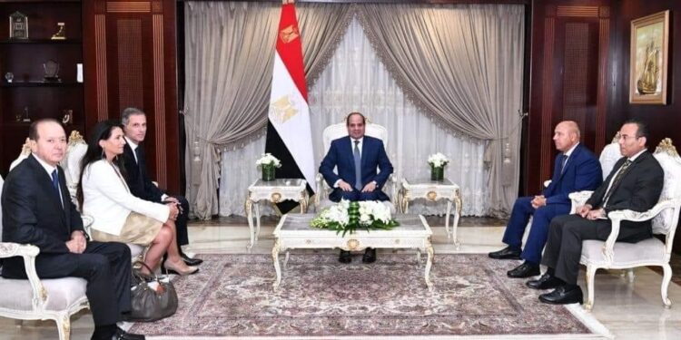Al-Sissi examine la coopération avec la compagnie française CMA CGM 1 - Le Progrès Egyptien