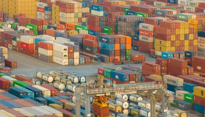 Les exportations chinoises plongent, le commerce avec la Russie au sommet 2 - Le Progrès Egyptien Les exportations chinoises plongent, le commerce avec la Russie au sommet 1 - Le Progrès Egyptien