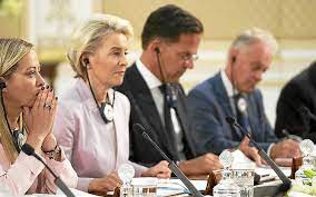 L’UE propose un plan d’aide de 900 millions d’euros à la Tunisie